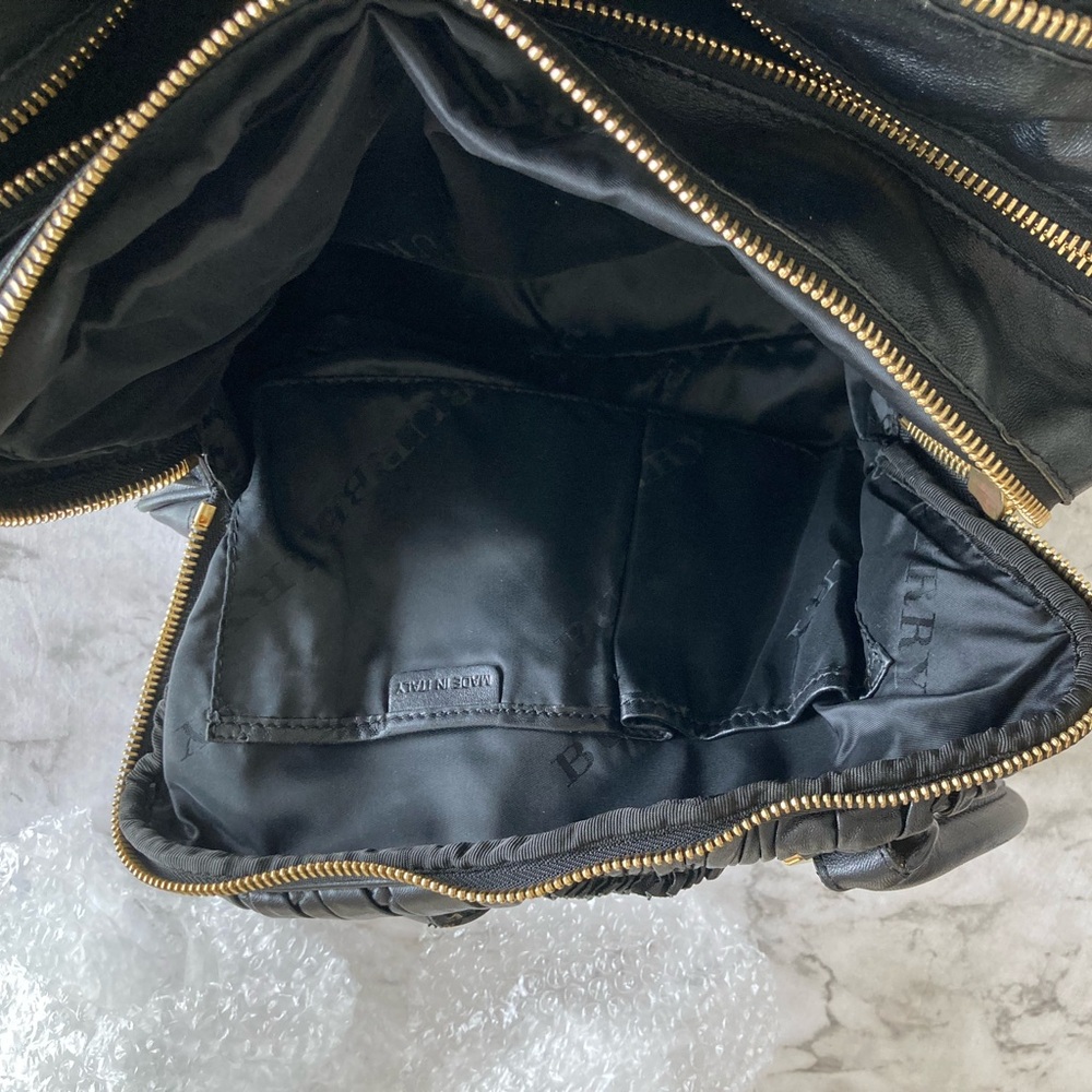 Burberry black gold buckle hardware leather bag - Picture 3 of 16